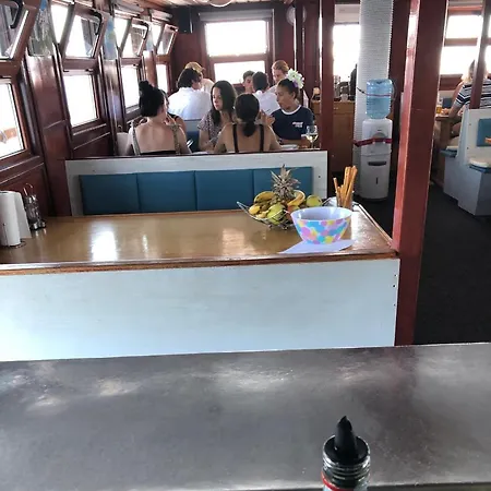 Traditional Gulet, Cruises & Events Ботель