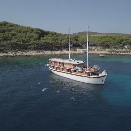 Traditional Gulet, Cruises & Events 보트호텔