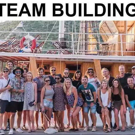 Hotel en barco Traditional Gulet, Cruises & Events *