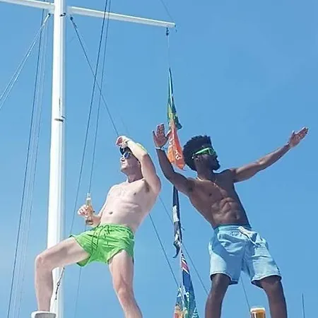 Hotel en barco Traditional Gulet, Cruises & Events *